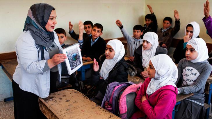 الصعوبات والتحديات التي تعترض سبيل التعليم العربي