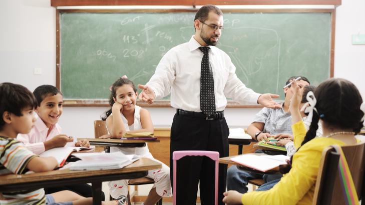 استراتيجية ضبط الصف