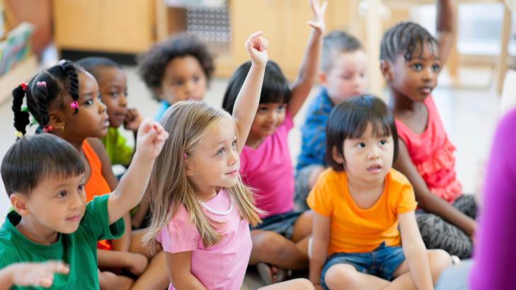 كيف تجعل الطفل يحب المدرسه والتعليم؟