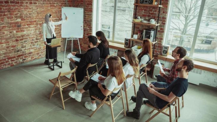 4 طرق لاستخدام رواية القصص في التدريب