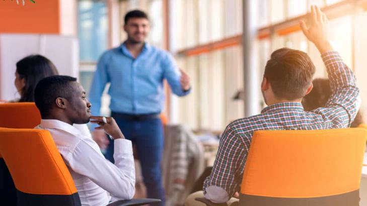 9 مواضيع تتعلق بتدريب الإدارات العليا لتحسين مستوى الكفاءة