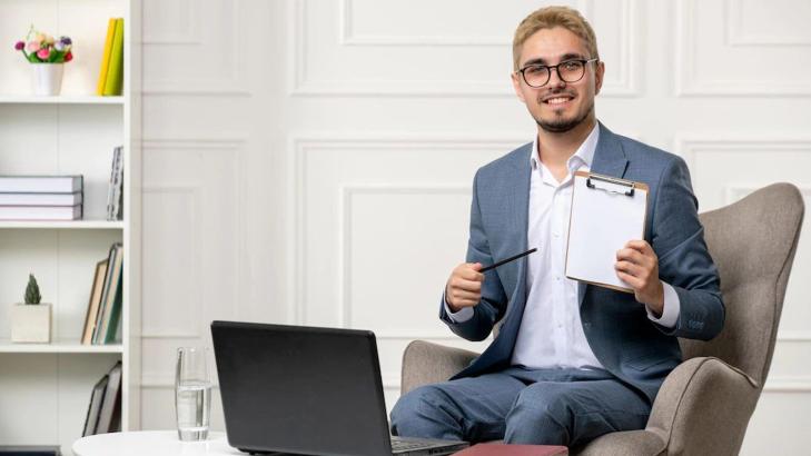 كيف تحصل على أول عملاء لك في الكوتشينغ؟